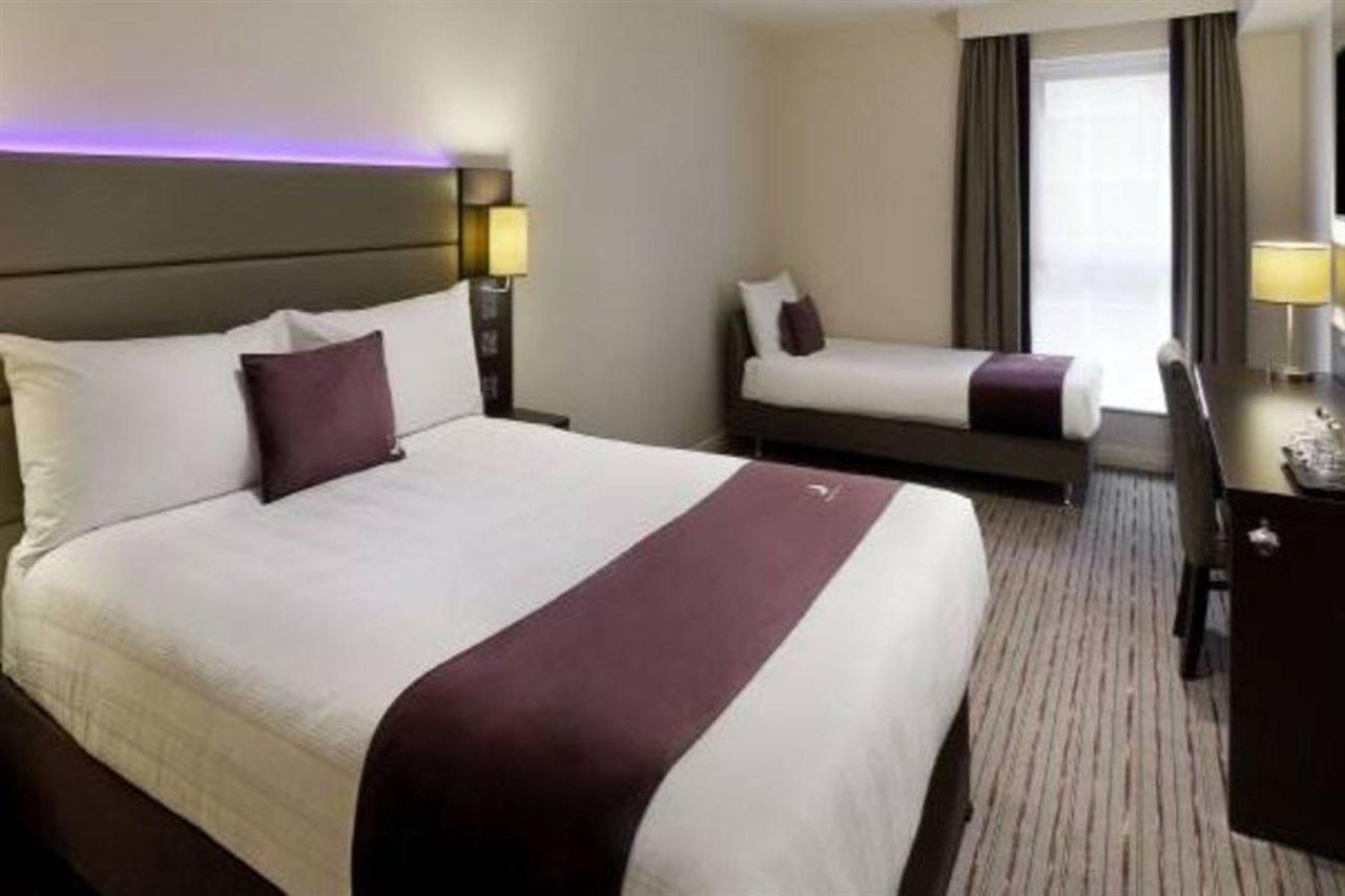 Premier Inn London Woolwich Exteriör bild